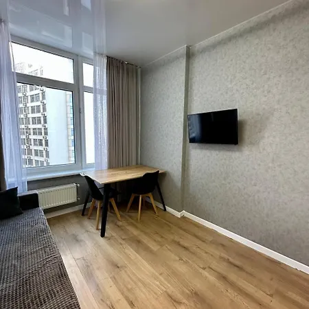 Em 44 жемчужина 12 этаж Apartment Odesa