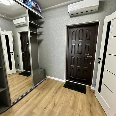 Em 44 жемчужина 12 этаж Apartment Odesa